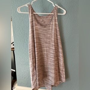Heathered mauve relaxed fit lululemon tank size 12